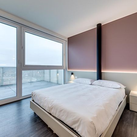 Sky Tower Suite Mestre Exterior photo